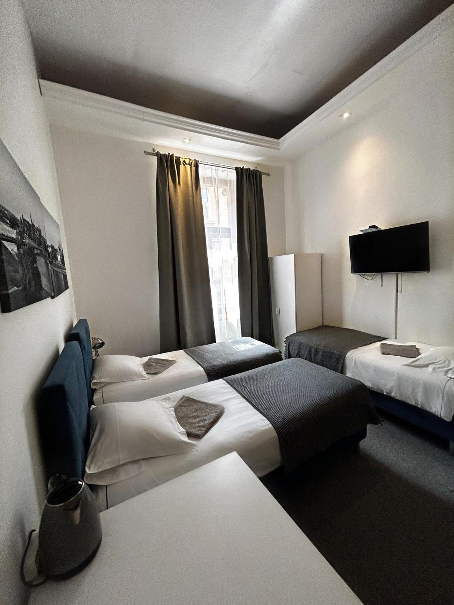 Harmony Aparthotel Краков Экстерьер фото